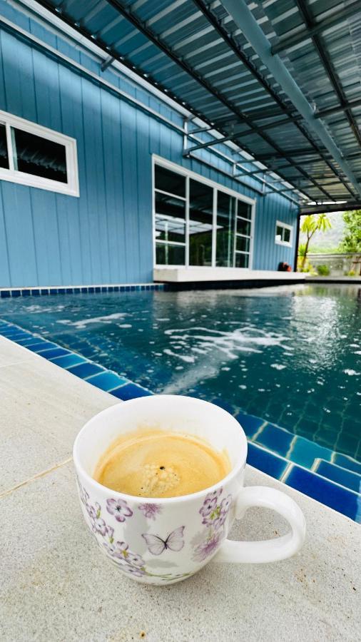 Mana Pool House Bed & Breakfast Chiang Rai Exterior foto